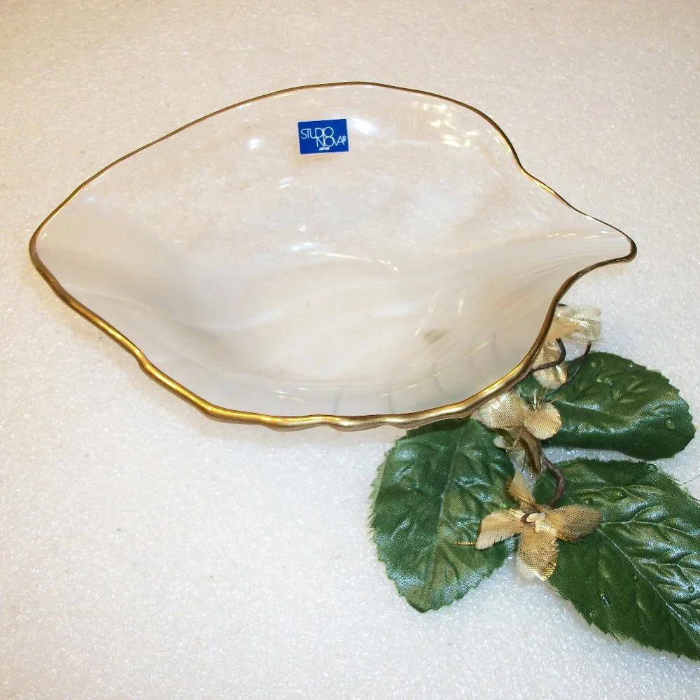 Mikasa Studio Nova Frosted & Clear Crystal Leaf Candy Dish NEW Gold Trim - Picture 1 of 7